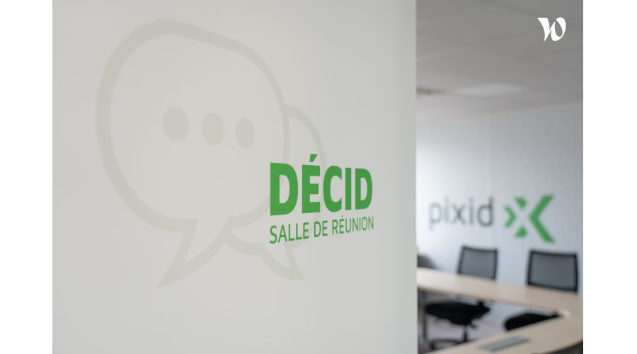 Mise à jour de la signalétique intérieure du groupe PIXID suite au rebranding de la marque