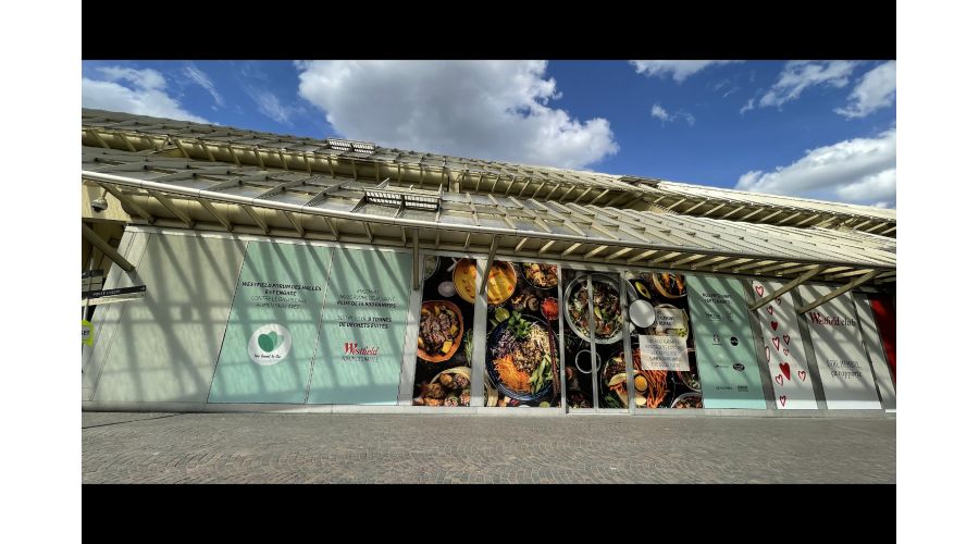Vitrines lumineuses La Station Colis