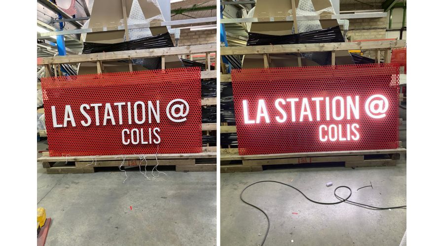 Vitrines lumineuses La Station Colis