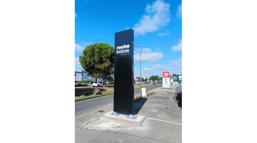 TOTEM Solaire panneaux intégrés ROCHEBOBOIS