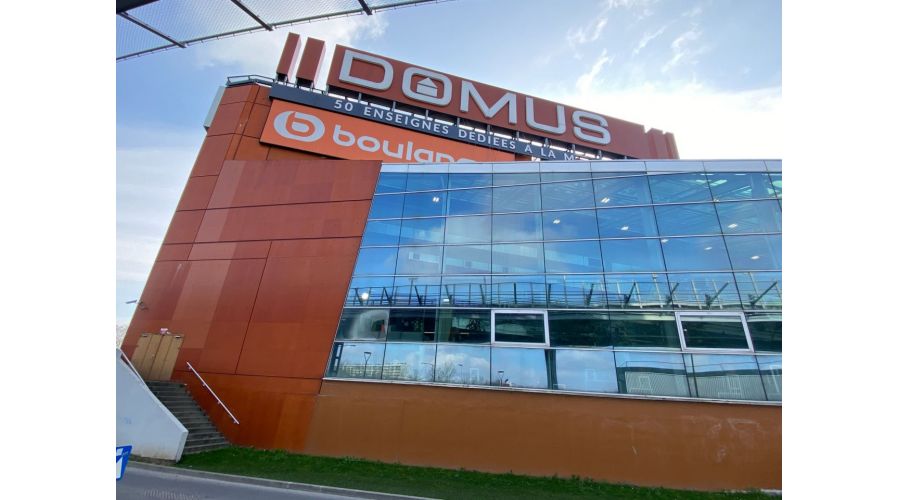 Signalétique XXL au Centre commercial Domus