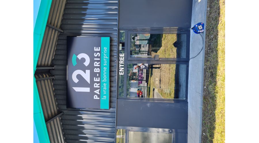 123 Pare-Brise