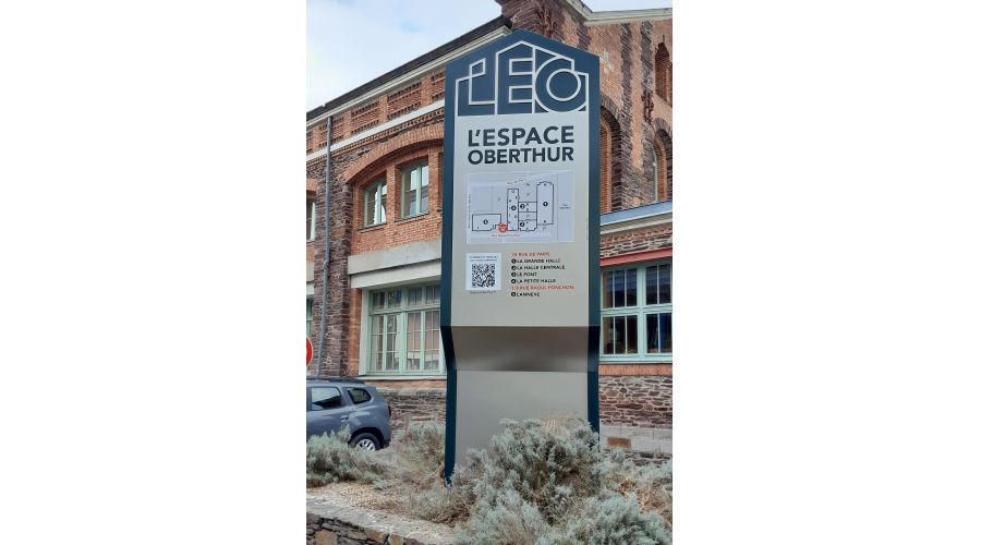 Signalétique patrimoniale sur-mesure -  Espace Oberthur