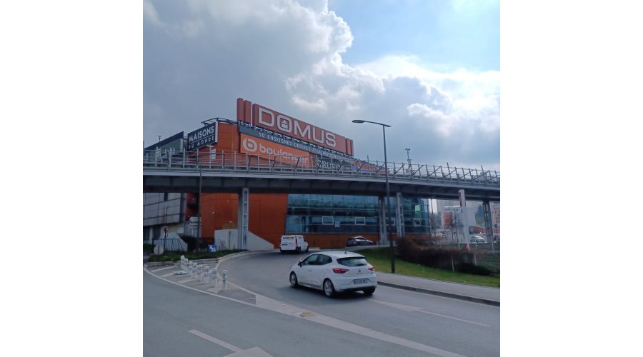 Signalétique XXL au Centre commercial Domus