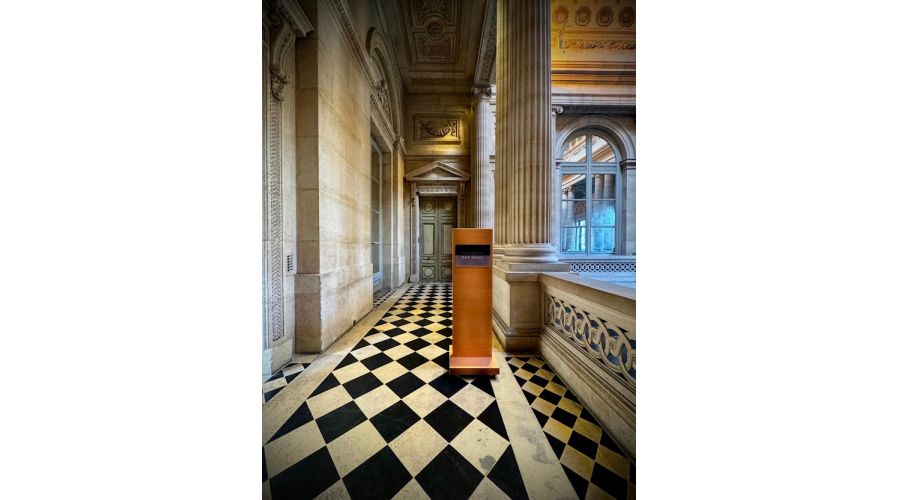 Signalétique des cours intérieures de la Monnaie de Paris