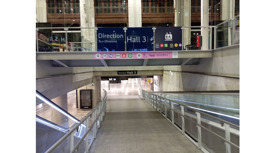 Signalétique des gares SNCF pour les JO 2024 
