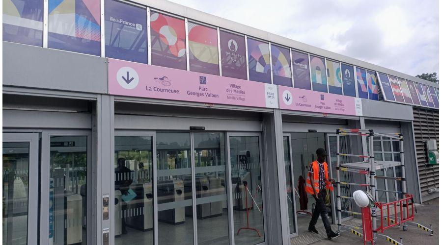 Signalétique des gares SNCF pour les JO 2024 
