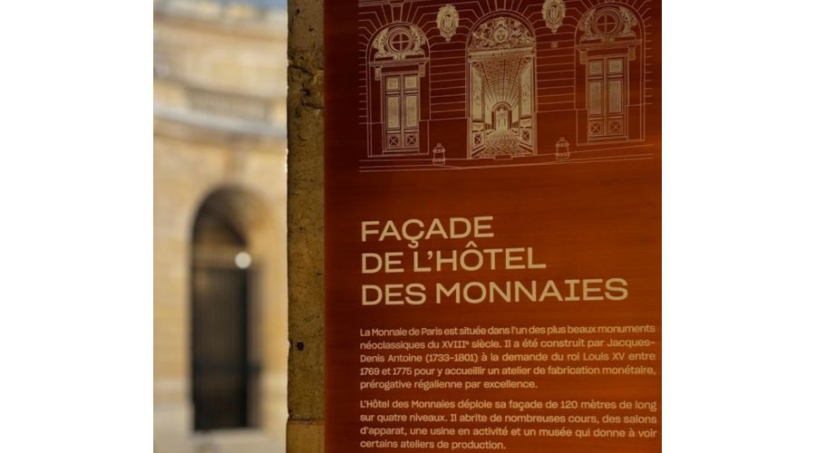 Signalétique des cours intérieures de la Monnaie de Paris