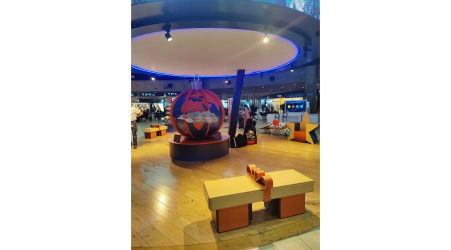 NOEL AEROPORT DE LYON