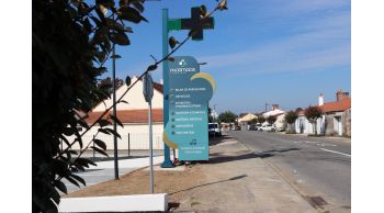 Signalétique extérieure d'une pharmacie en Loire-Atlantique