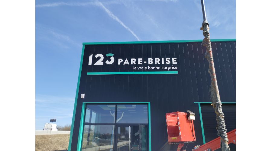 123 Pare-Brise