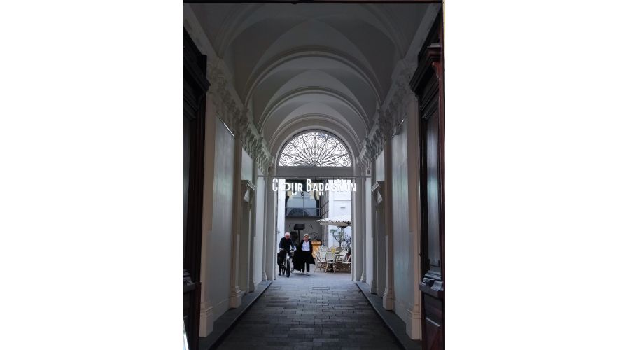 Cours Baragnon : Une enseigne en trompe-l’œil 