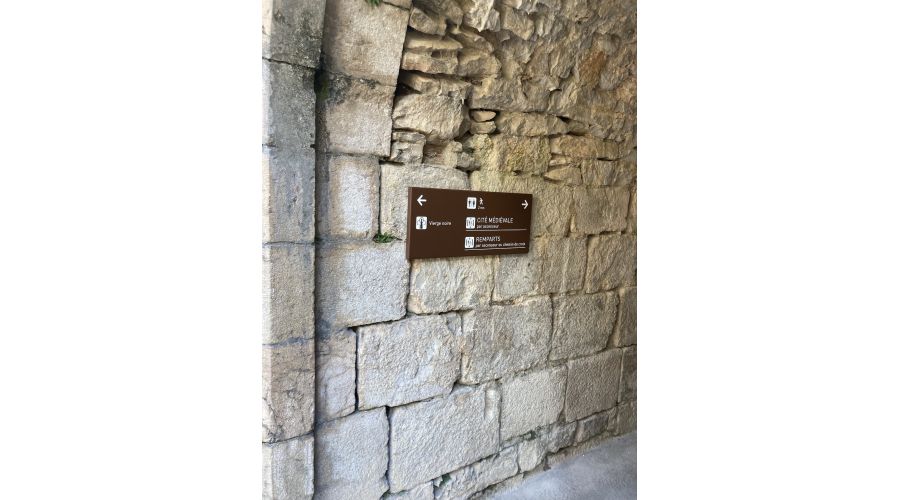 Rocamadour : une signalétique au service d’un lieu sacré et ultra-fréquenté