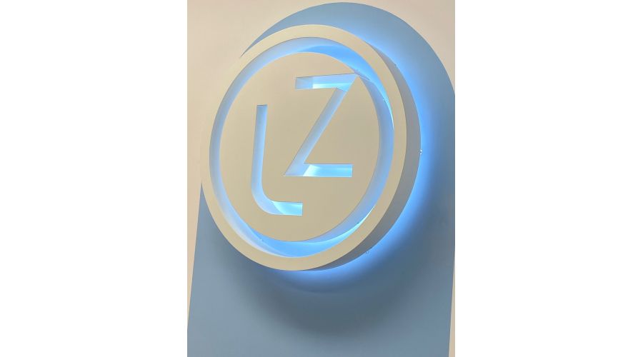 LAZEO LOGO LZ