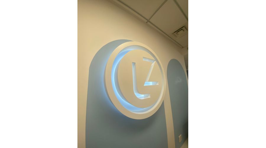 LAZEO LOGO LZ