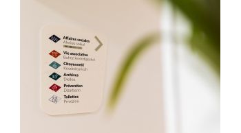 Signalétique responsable pour la Mairie de Plouguerneau