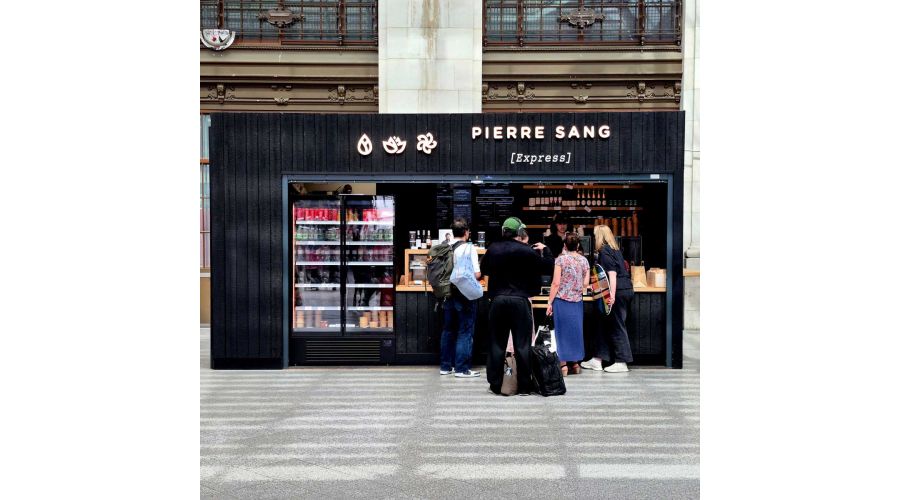Création du kiosque PIERRE SANG  EXPRESSE - GARE DE LYON entièrement démontable et remontable