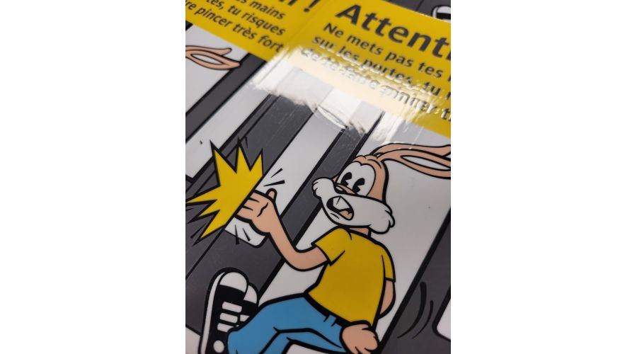 Serge le Lapin – Signalétique de prévention du métro parisien