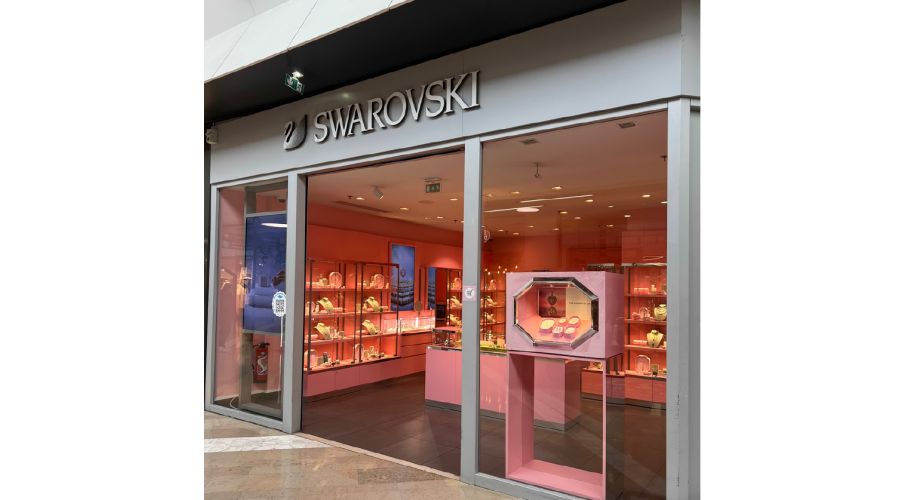 SWAROVSKI