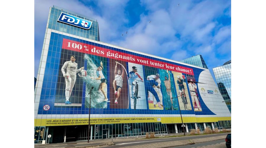 FDJ  / Habillage de façade pour les Jeux Olympiques et  Paralympiques