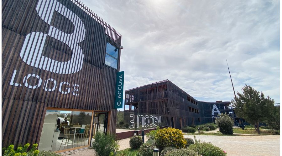 Renouvellement de signalétique pour the Camp