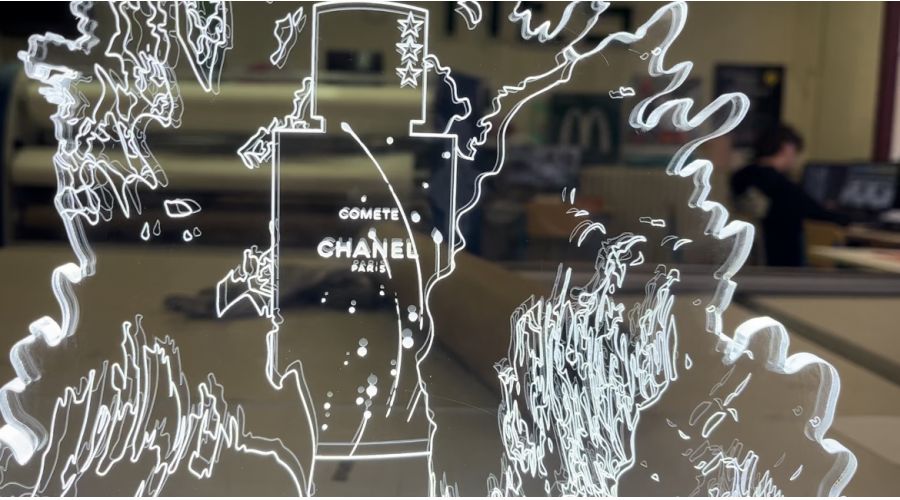 Enseigne Lumineuse Parfum Chanel 