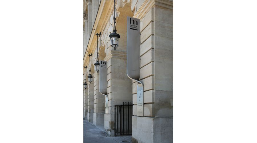 SIGNALETIQUE INTERIEURE & EXTERIEURE DE L’Hôtel de la Marine, Paris